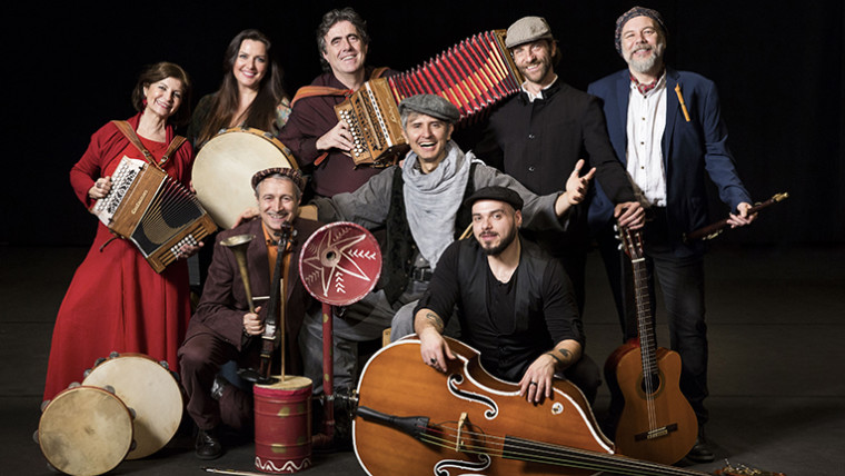 Ambrogio Sparagna e Orchestra Popolare Italiana