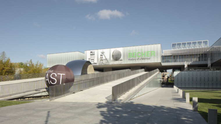"Bernd and Hilla Becher. History of a Method" alla Fondazione MAST di Bologna